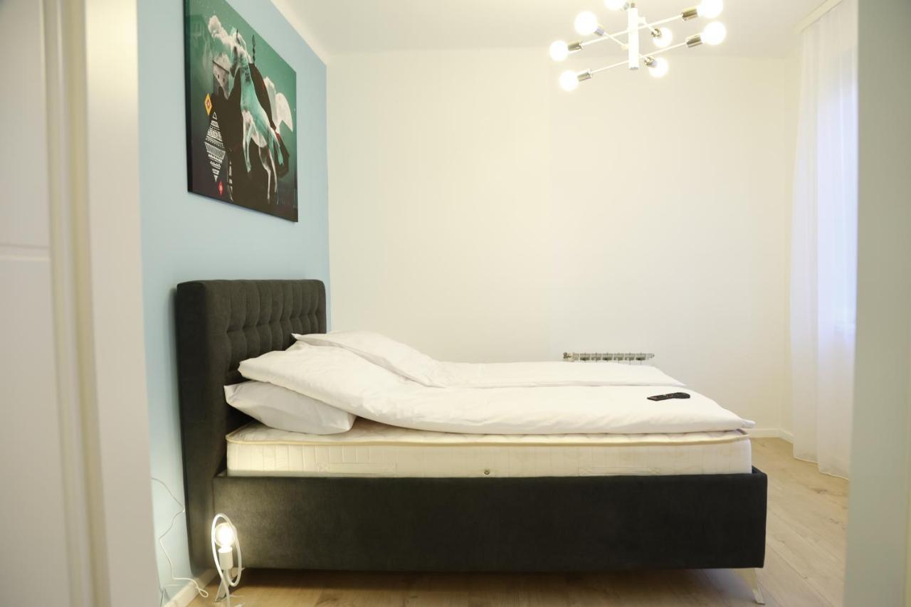 סראייבו Blue And Rose Cozy - Quiet In The Best Location - Self Check-In - 5Th Floor With Elevator מראה חיצוני תמונה