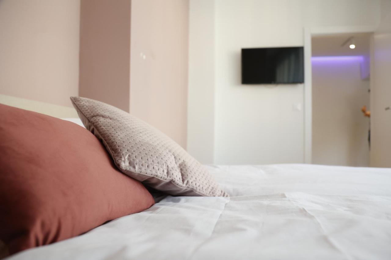 סראייבו Blue And Rose Cozy - Quiet In The Best Location - Self Check-In - 5Th Floor With Elevator מראה חיצוני תמונה